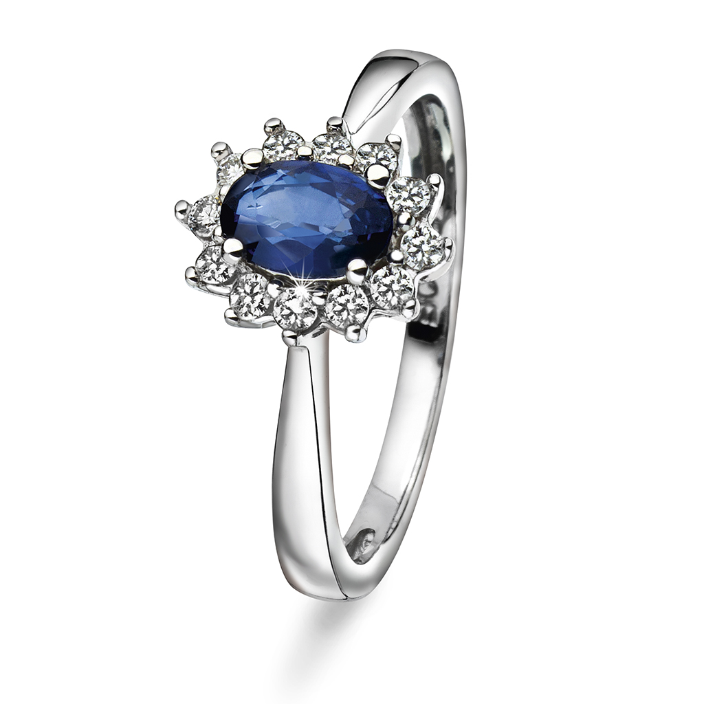 Ring i 585 hvitt gull med diamanter 0,16 ct og safir