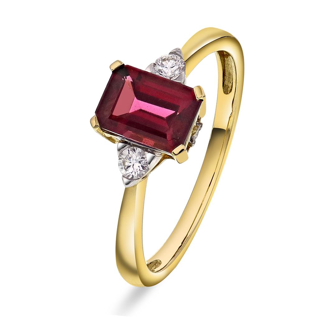 Michelle diamantring i 585 gult gull med diamanter 0,10 ct og rhodolitt